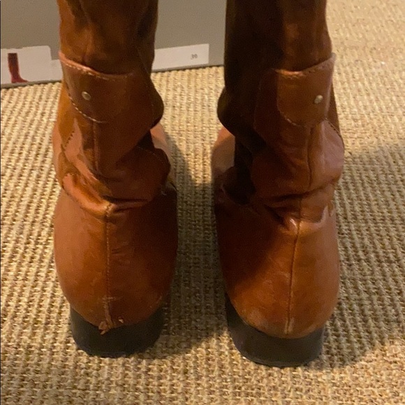 Tashkent by Cheyenne Cognac Knee High Boot - Picture 4 of 7